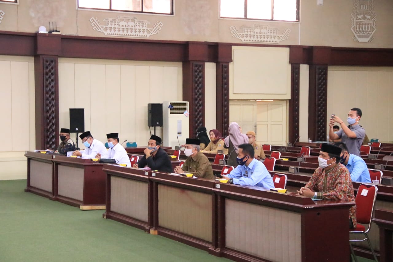 Wagub Pimpin FGD Raperda Tentang Fasilitas Penyelenggaraan Pesantren