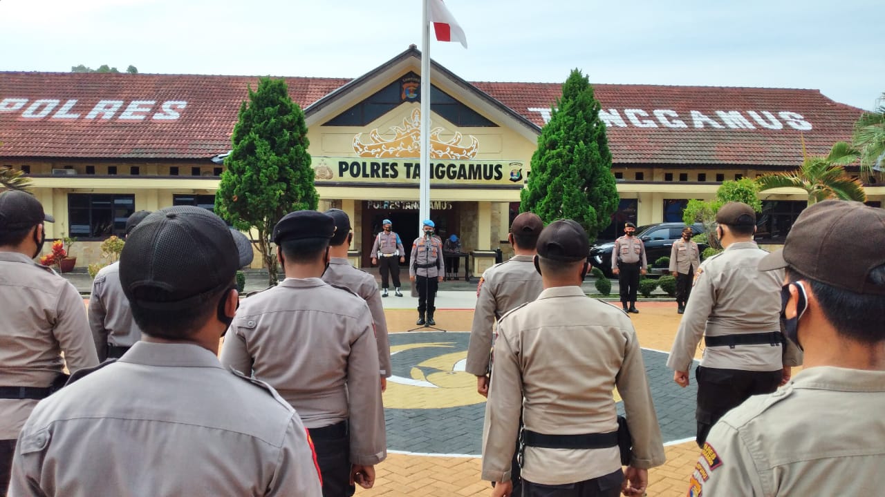 Polres Tanggamus Lepas 100 Personel Pengamanan BKO Pilkakon Pringsewu