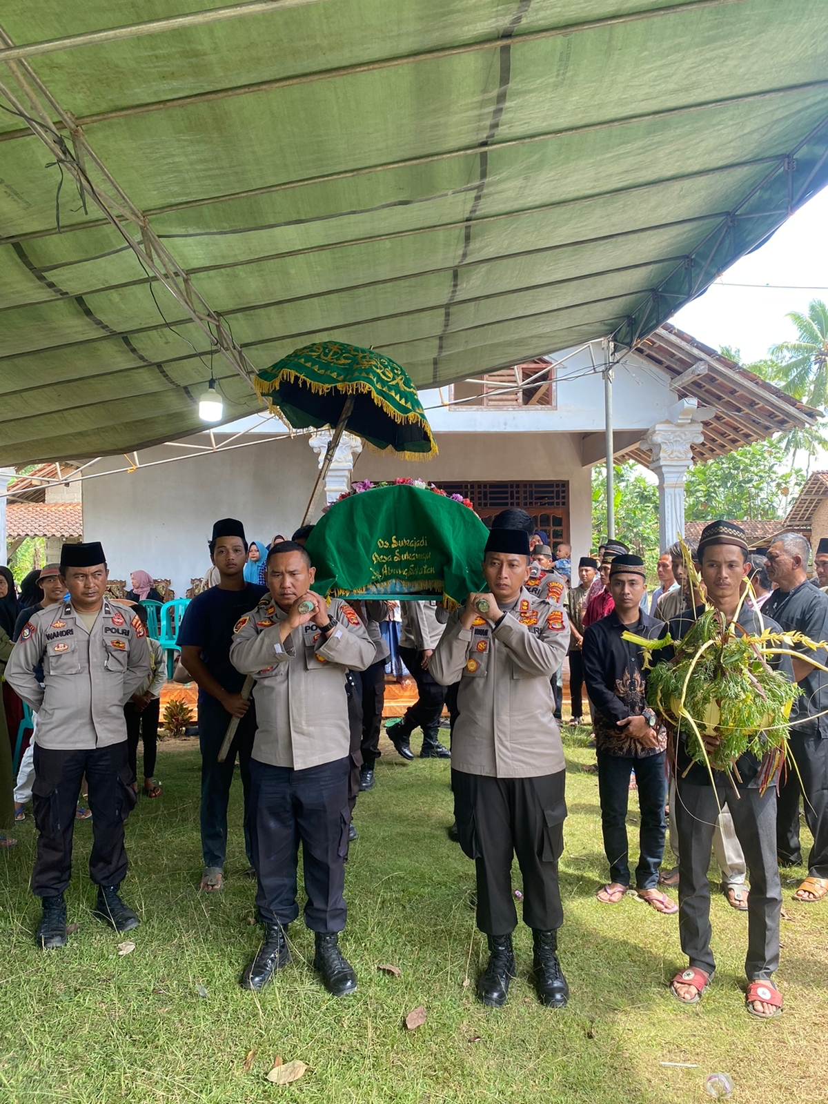 Ikut angkat keranda jenazah pejuang Kamtibmas, Kapolres akan cari pelaku curas