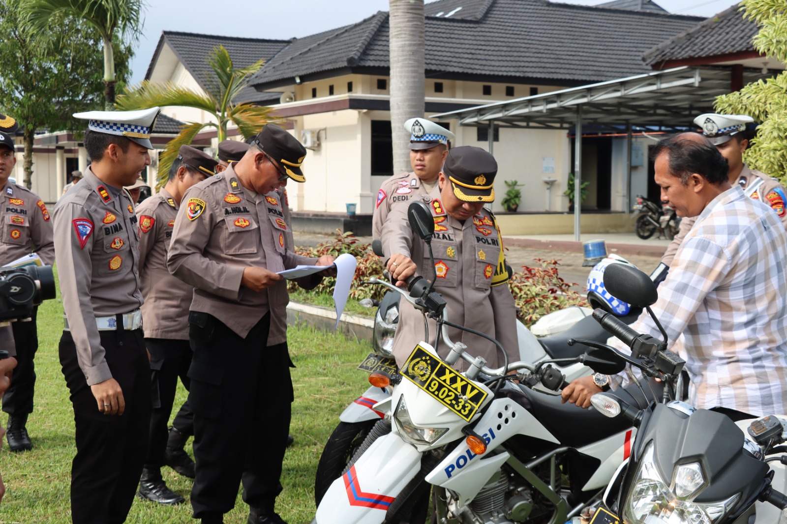 3 Hari Menjabat, Kapolres Lamtim Cek Randis Dan Senpi