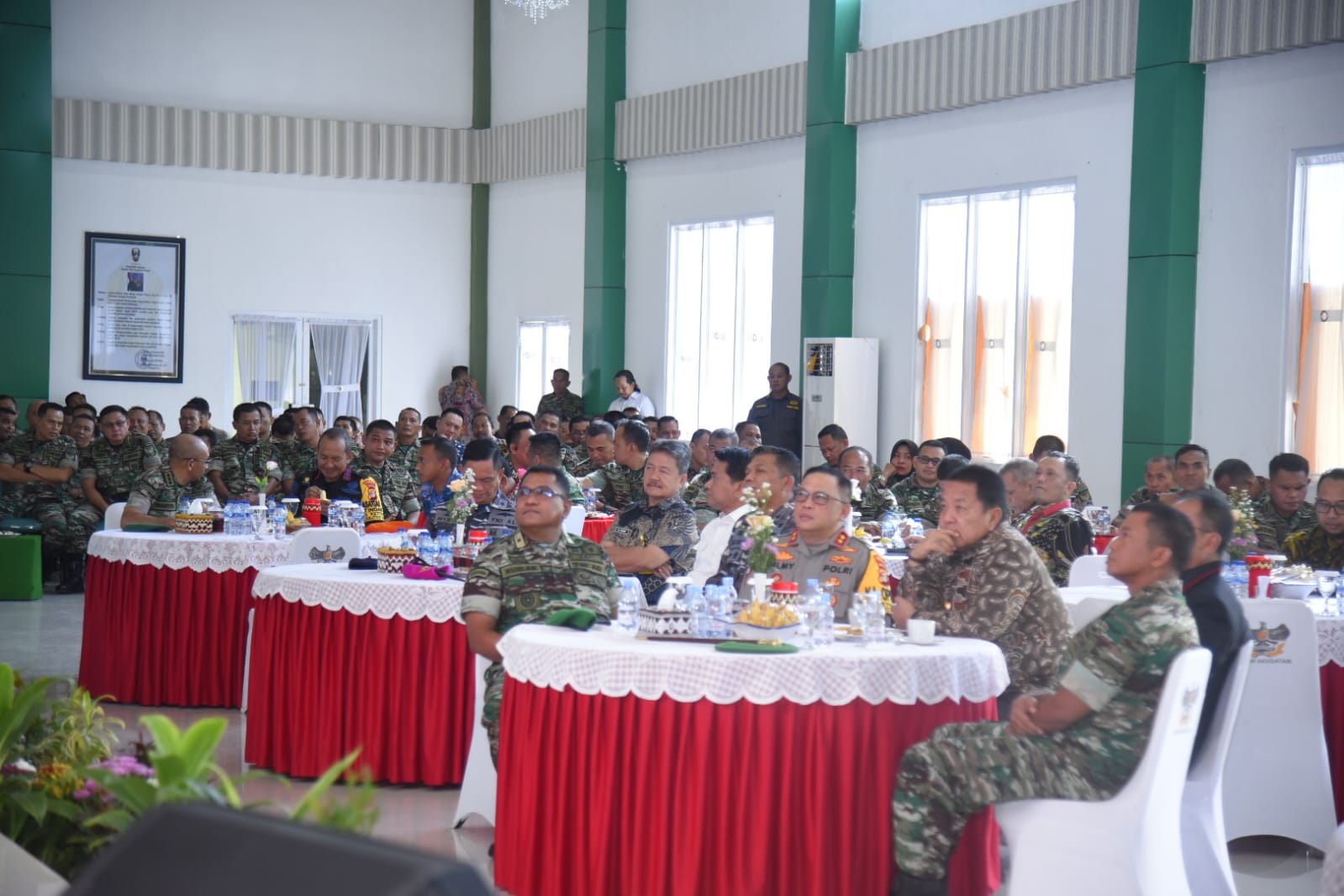 Kapolda Lampung Hadiri Lepas Sambut Komandan Korem 043/Gatam