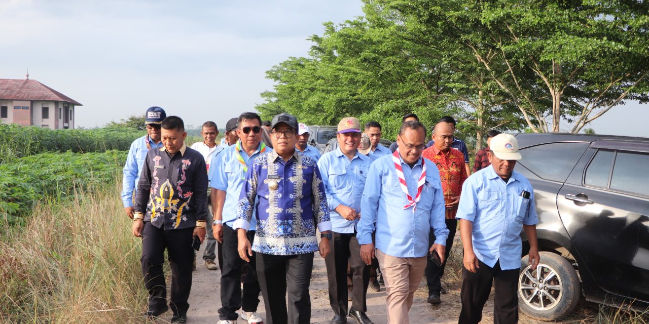 Pj. Gubernur Lampung Tinjau Bumi Perkemahan, Dorong Pramuka Berkontribusi dalam Pembangunan Daerah