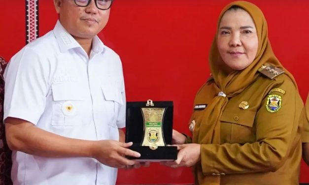 Walikota Bandar lampung, Hj.Eva Dwiana Menerima Audiensi Bersama Bupati Morowali Utara. Dr. dr. Delis Julkarson Hehi, MAR oleh Pemerintah Kota Bandar Lampung
