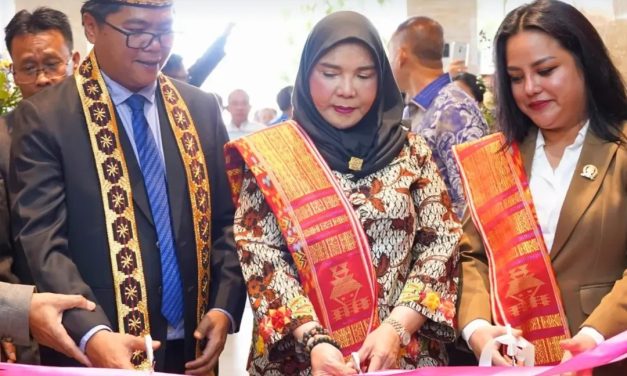 Walikota Bandar Lampung Hj. Eva Dwiana menghadiri Acara Peresmian Gedung Gereja GBKP Runggun Bandar Lampung